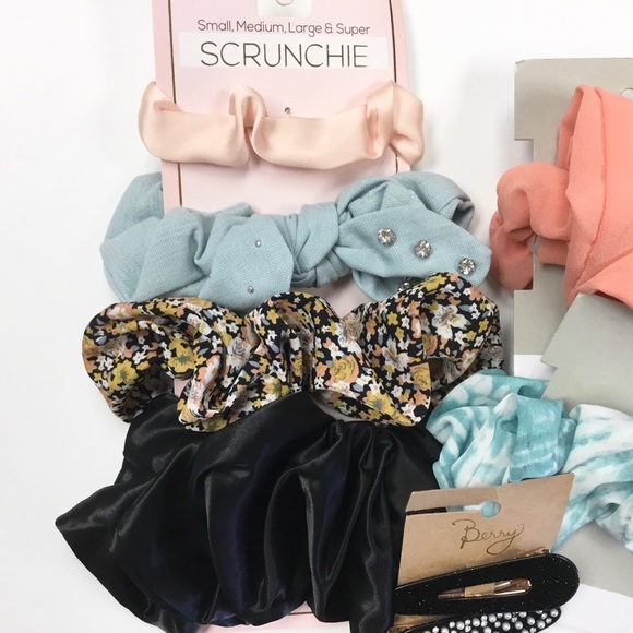 NWT Nordstrom Rack Brands Hair Accessories Bundle - Picture 2 of 4